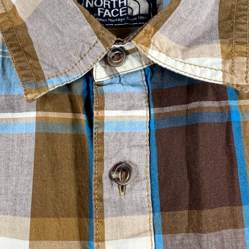 The North Face Shirt Mens Medium Brown Plaid Long Sleeve Button Up‎ Outdoor Camp